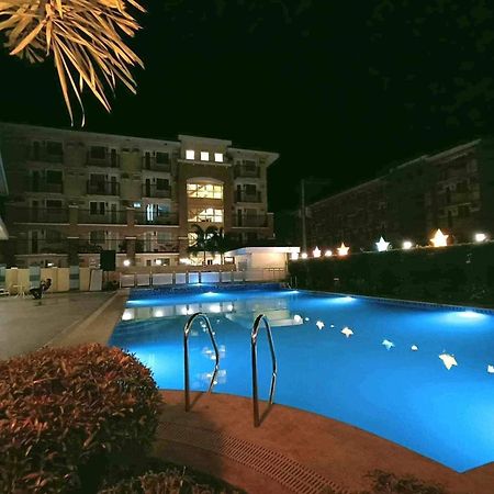Reicondotel Arezzo Davao City Exteriör bild